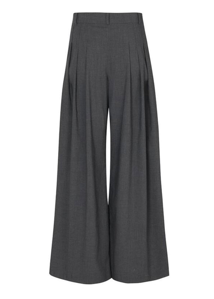 LEHA | Taylor Pleated Pants (Dark Grey)