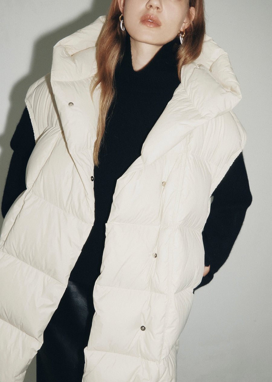 ELBORN | Noémie Down Hooded Vest (Cream)