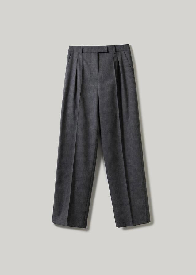 ELBORN | Beki Low-Rise Trousers (Gray Stripe)