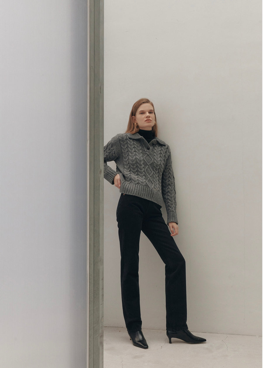 ELBORN | Poel Cable Button Sweater (Charcoal)