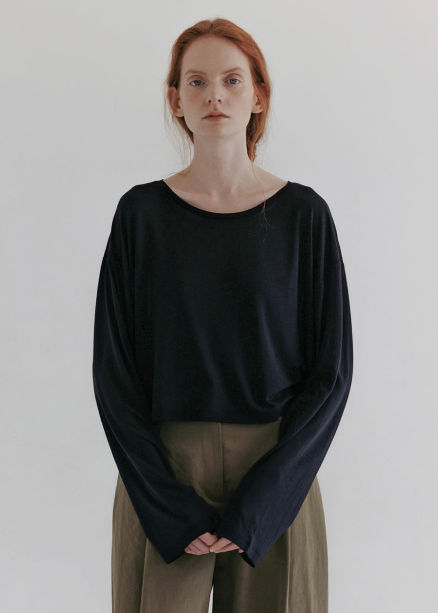 MOIA | Silk Crop T-Shirt (Dark Navy)