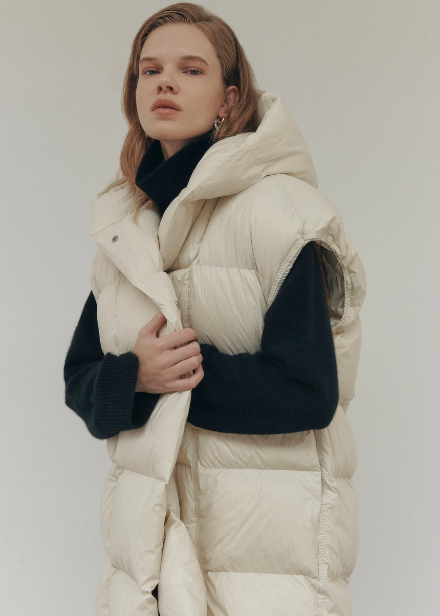 ELBORN | Noémie Down Hooded Vest (Cream)