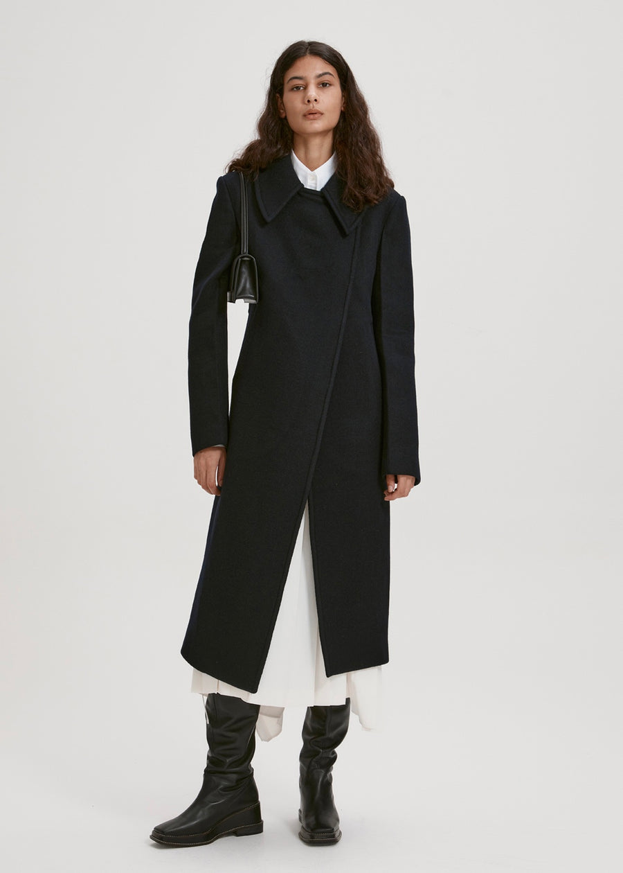 SPREAD COLLAR WOOL COAT (NAVY) | RECTO