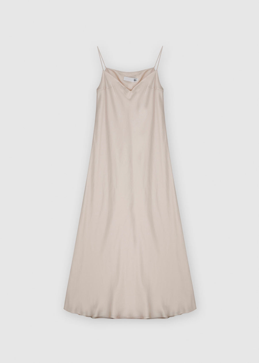 LAYERED PLEATED DRESS (NUDE) | RECTO.