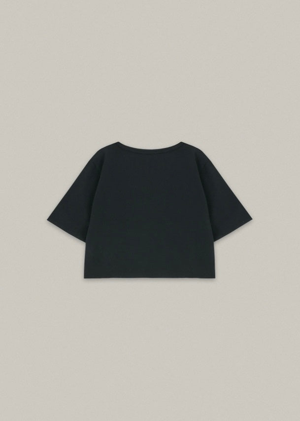 Crop T-shirt (Black)